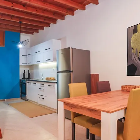 Urban Loft Space カヴァラ